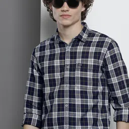 The Indian Garage Co Men Navy Blue & White Checked Casual Shirt-image-59