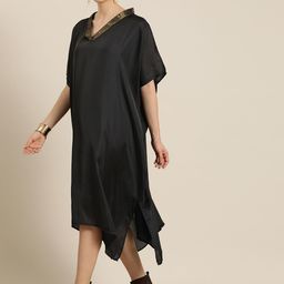 Qurvii Desi Solid Kimono Sleeve Kaftan Midi Dress-picture-29
