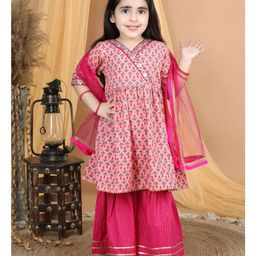 Kinder Kids Three Fourth Sleeves Seamless Flower Motif Printed & Kantha Thread Work Detailed Kurta With Gota Lace Embellished Sharara & Dupatta - Pink-image-66