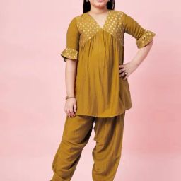 StyloBug Girls Yellow Printed Kurta Set-image-82