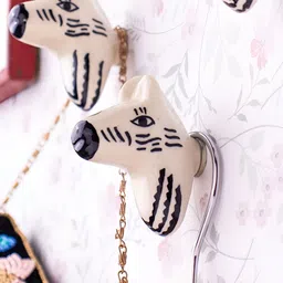 Indianshelf Set Of 3 Black & Cream Ceramic Zebra Wall Hooks-19