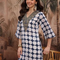 Sangria Women Printed Regular Thread Work Kurta with Palazzos-20