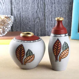 VarEesha Set of 2 Multicoloured Handcrafted Terracotta Vases-9