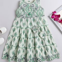 The Magic Wand Cotton Woven Sleeveless Floral Printed Tiered Dress - Green-image-34