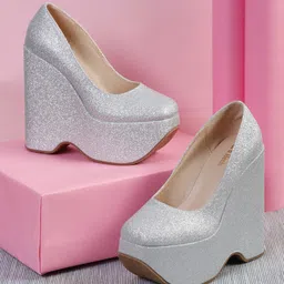 Flat n Heels Wedge Pumps with Bows-6