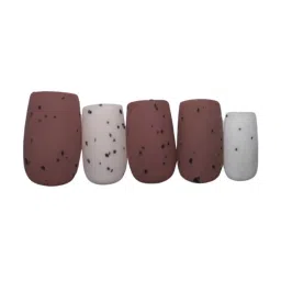 SOEZI Egg's On Toast Reusable Press On Nails - Application Kit image 1