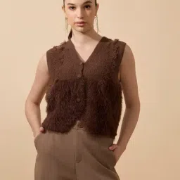 SHOWOFFFF Brown Regular Fit Top-picture-33