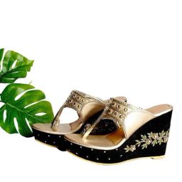Sole House Women's Gold & Black Toe Ring Wedges-98