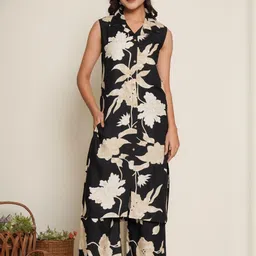KALINI Women Black Floral Printed Regular Kurta Set with Trousers-picture-15