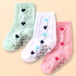 Cute Walk by Babyhug Knit Ankle Length Antibacterial Anti Skid Socks with Hearts Design Pack of 3 - White Pink & Light Green-image-35