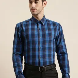 Sojanya Navy Cotton Regular Fit Checks Shirt-image-8