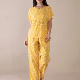 Clovia Yellow Rayon Regular Fit Geometric Sleepwear  Robes-image-97