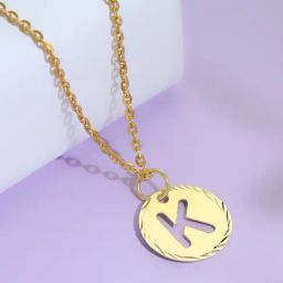 Malabar Gold and Diamonds 18k Gold Floral Unisex Pendant without Chain-picture-10