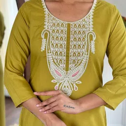 Kedar Fab Women Ethnic Motifs Embroidered Regular Thread Work Kurta with Trousers & With Dupatta image 2