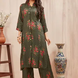 all about you Women Floral Printed Kurta with Trousers-41