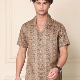 Tanip Men Cuban Collar Abstract Printed Cotton Casual Shirt-image-107