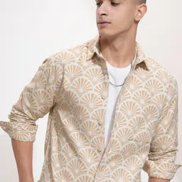 HIGHLANDER Men Relaxed Fit Spread Collar Geometric Printed Cotton Casual Shirt-image-55