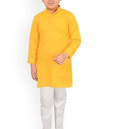 Little Needle Boys Floral Embroidered Regular Chikankari Kurta with Trousers-40