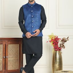Anouk Black Band Collar Velvet Straight Kurta With Trousers And Nehru Jacket-picture-53