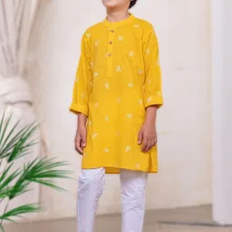 Tura Turi Boys Embroidered Pure Cotton Kurta Sets-picture-20