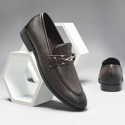 WAVE WALKER Men Textured Slip-On Loafers with Western - Embellished-image-64