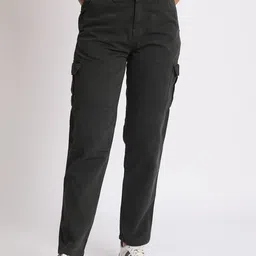The Roadster Lifestyle Co Slim-Fit Cotton Cargo Trousers-picture-40