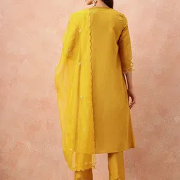 all about you Thread Work Kurta With Trousers & Dupatta image 4