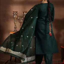Libas Green Plain Kurta Salwaar with Dupatta image 2