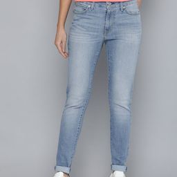 Levis Women 711 Skinny Fit Light Fade Stretchable Jeans-image-92