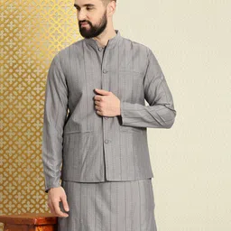 House of Pataudi Men Jashn Self Design Textured Kurta & Trousers With Nehru Jacket-15