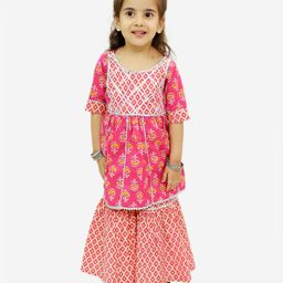 Superminis Girls Three fourth Sleeves Floral Print Kurti Sharara Set - 6-12 M Pink-image-83