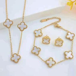Designs & You Gold Plated Anti Tarnish Clover Jewellery Set-image-84