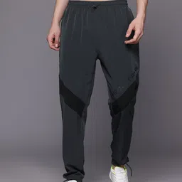 HRX by Hrithik Roshan Men Rapid-Dry Training Joggers With Paneled Detail-image-15