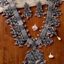 TEEJH Oxidised Silver-Plated Artificial Stone-Studded Khushi Jewellery Set-3