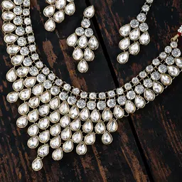 Zaveri Pearls Gold-Toned Traditional Jewellery Set-image-59
