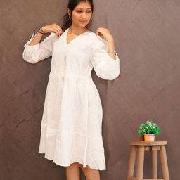 THE WHITE FEATHERS A-Line Midi Dress-image-49