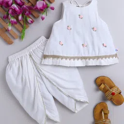 Many frocks & Rayon Woven Sleeveless Rose And Lace Embellished Ethnic Dhoti Kurta - Cream-picture-7