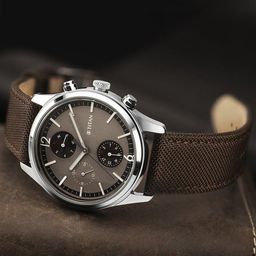 Titan Men Leather Straps Analogue Watch 1805SL12-52