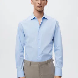 MANGO MAN Blue Solid Formal Shirt-image-64