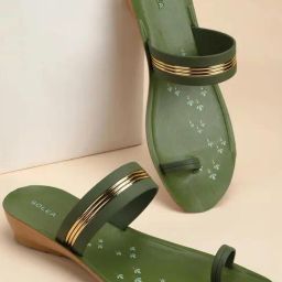 Paragon Women's Green Toe Ring Sandals-picture-3