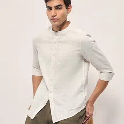 THE BEAR HOUSE Men Cotton Solid Slim Fit Shirt-picture-2