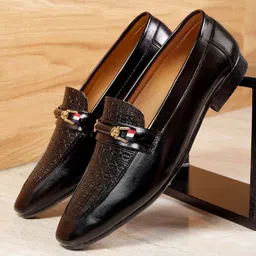Bxxy  Men Textured Formal Slip On Shoes-image-61