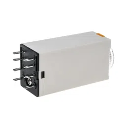 RS PRO Single Function Timer Relay Plug In Mount 110 V AC DPDT Model No. 1792945 image 4