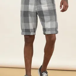 beevee Men Checked High-Rise Technology Shorts-image-16