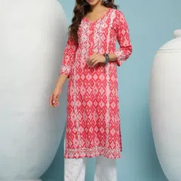 House of Chikankari Pink Cotton Embroidered Straight Kura-picture-39