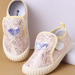 Cute Walk by Babyhug Velcro Closure Casual Shoes with Heart Applique - Light Yellow-picture-45