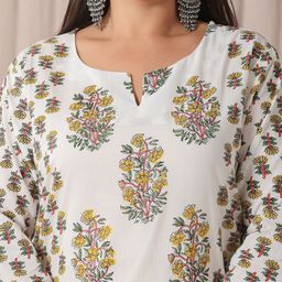 Yufta Plus Size Floral Printed Sequinned Pure Cotton Kurta With Trousers & Dupatta image 4