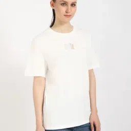 TOMMY HILFIGER Ecru Logo Relaxed Fit Cotton T-Shirt-image-45