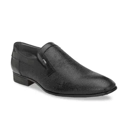 Hitz Men Black Textured Leather Formal Slip-On Shoes-image-40