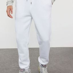Trendyol Men Mid Rise Joggers-image-66